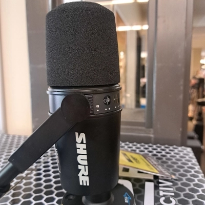 Shure - MV7-K 2